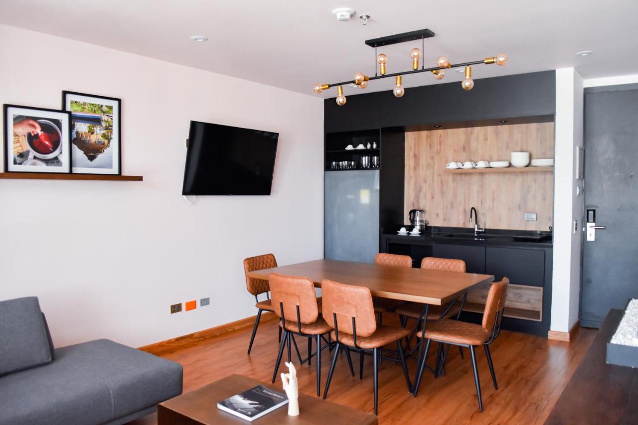 Hotel V1501 Pasto Exterior foto A kitchen in a serviced apartment